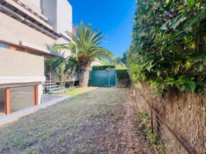 Piso bajo con jardín en el Encinar de los Reyes